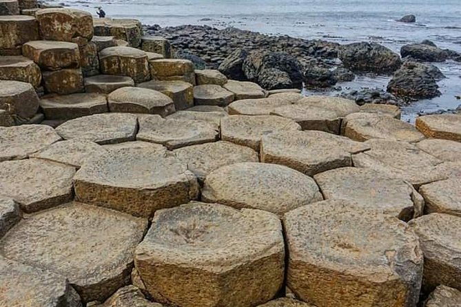 2Day Private Tour Northern Ireland Top Sights Giant's Causeway Belfast Adventure - Day 2 Belfast: murals and The Troubles with your guide