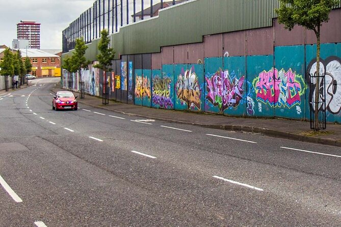 4 Hours Private Belfast City Tours - Pickup, Pace, and What the Car Experience Adds