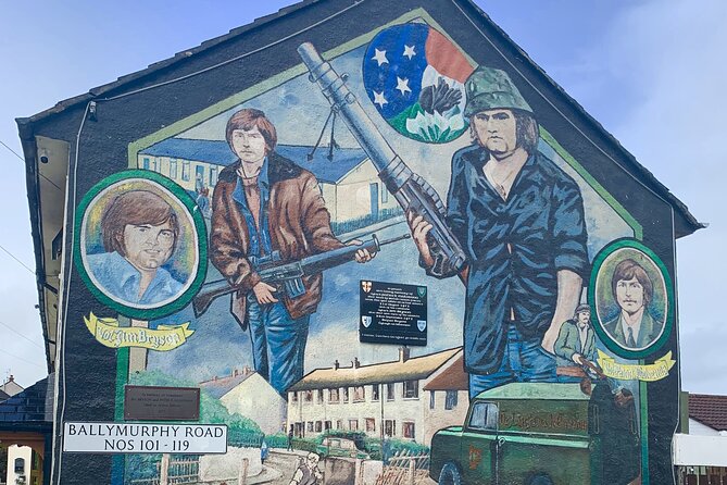 Award Winning Express 2 Hours Belfast Black Taxi/Cab tours - Stop 5: Peace Wall length, division, and writing your own message