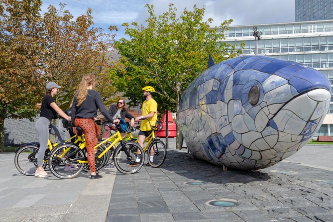 Belfast Bike Tours - Ulster Museum, Palm House, and the River Lagan to St George’s Market