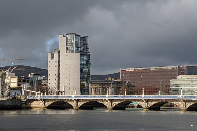 Belfast Eclectic Walking City Center Experience, The Marti Way - Starting at Belfast City Hall, and getting your bearings fast