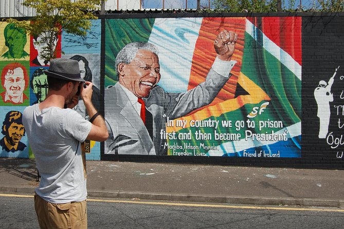 Belfast history of terror & mural 1 hr express private taxi tour - Shankill Road and UVF origins, plus a quick look at Belfast’s old road