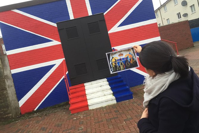 Belfast history of terror & mural 1 hr express private taxi tour - Price and logistics for a 1 hour private taxi tour