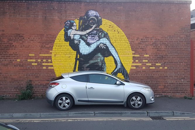 Belfast Music and Street Art Small Group Guided Experience - Should you book? My call