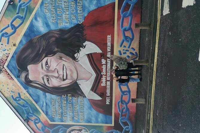 Belfast's Political Mural Taxi Tour - Stop 4: Shankill Road for Protestant, British, Unionist, Loyalist community stories