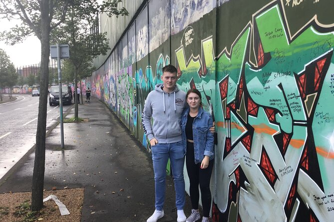 Black Taxi Tour and Crumlin Road Gaol tour Combo - Value for money in Belfast history tours
