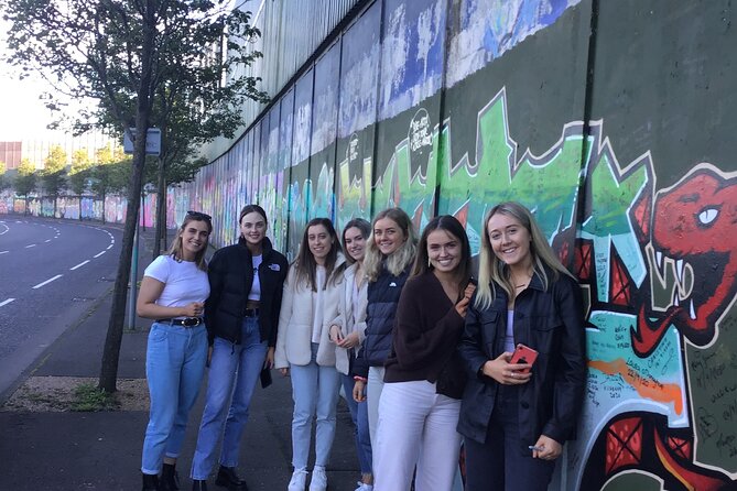Black Taxi Tour and Crumlin Road Gaol tour Combo - Who this tour fits best