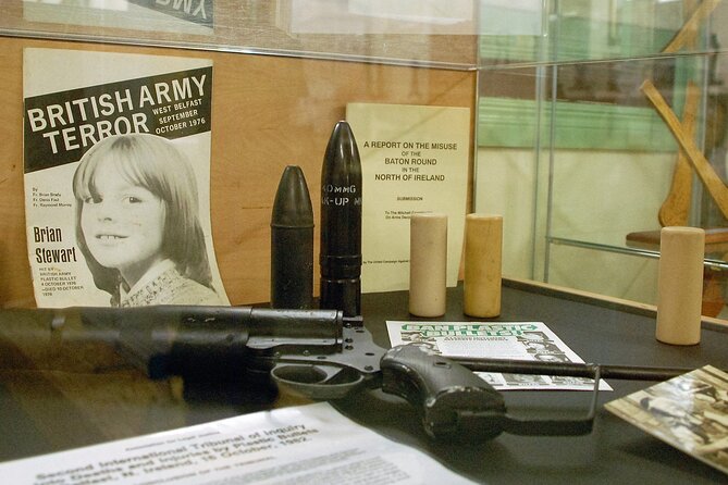 Express Terror and Peace 90 min Private Belfast Cab /Taxi Tour - Stop 4: Falls Road Library and the World Facing Bobby Sands