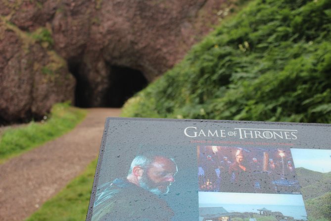 Game of Thrones and Giant's Causeway Day Tour from Belfast - Starting in Belfast: Donegall Square West and a 9-hour plan