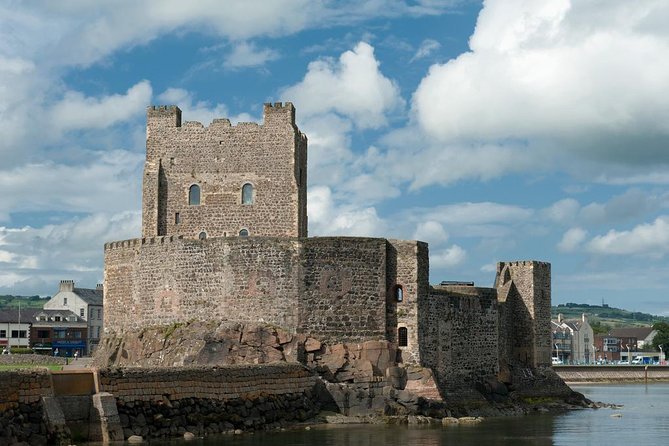 Giant’s Causeway and Titanic Experience from Belfast Port - Who should book this Belfast port tour