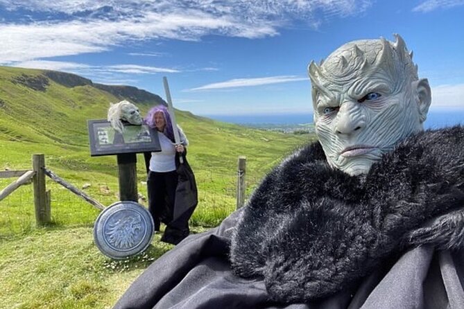 Giants causeway -Game of thrones 7 hours adventure private tour - White Park Bay plus Dunseverick Castle: nature break and ruins with context
