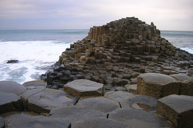 Giants causeway private tour 1 to 7 people - Giant’s Causeway: 40,000 basalt columns and the power of a full hour