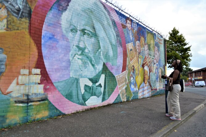 Highlights of Belfast sightseeing 4 hours private tour - Price and Value for a Group of Up to 7
