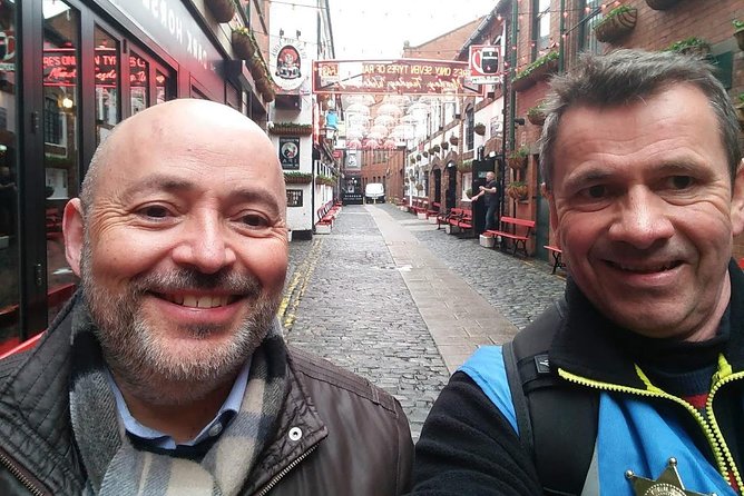 If Buildings Could Talk Tour - Weather matters, because this is a walk