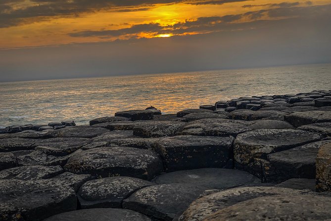 Luxury Giants Causeway Tour in Mercedes + FREE Belfast Mural Tour - Giants Causeway: what you’re actually paying for