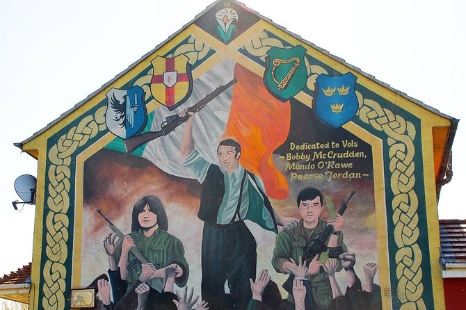 Original Private Belfast Troubles and Peace Cab/Taxi Tour 2 Hours - Stop 3: Peace Wall, where people physically write hope