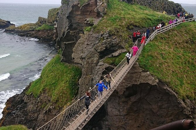 Private Giants Causeway Tour From Belfast - Getting Picked Up in Belfast City Centre Without Losing Time