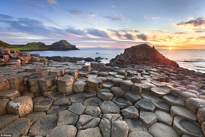 Private Luxury Mercedes Rope Bridge Giants Causeway Coastal Tour - Dunluce Castle Ruins: Cliffs, Tragedy, and Game of Thrones Connections