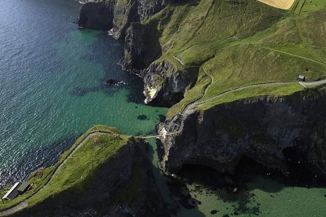 Private Luxury Mercedes Rope Bridge Giants Causeway Coastal Tour - Bushmills Distillery Stop: A Whiskey Detour That’s Mostly About Time