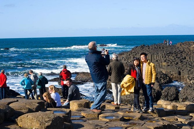 (Small Group) Shore Tour from Belfast: Giant's Causeway and Belfast Day Trip - Guides and the small-group difference: when it clicks