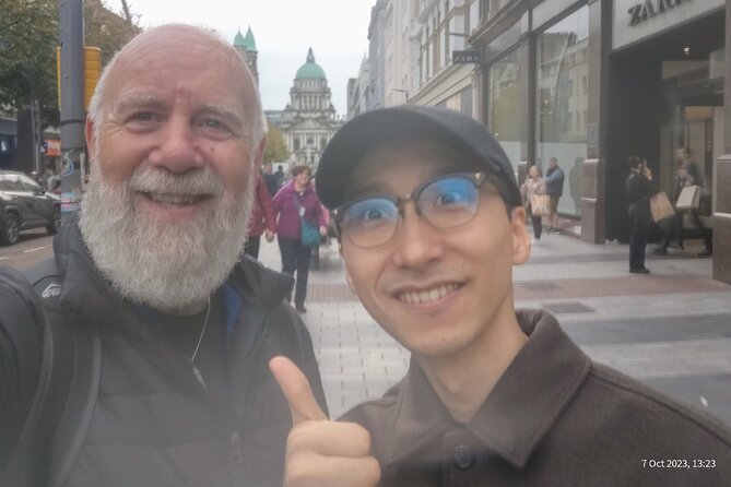 The Real Story of Belfast walking tour with a local guide - Starting at Belfast City Hall, where the route makes sense